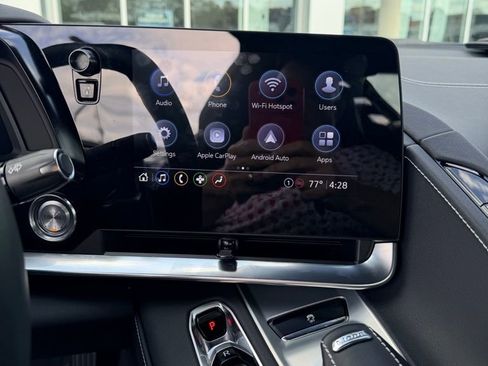 Used 2021 Chevrolet Corvette Stingray Coupe w/ Z51 Performance Package image 12