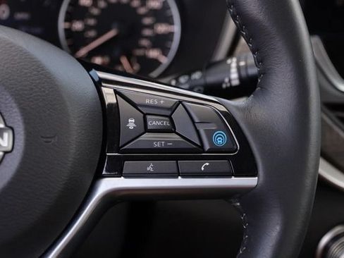 Certified 2025 Nissan Altima 2.5 SL FWD image 13