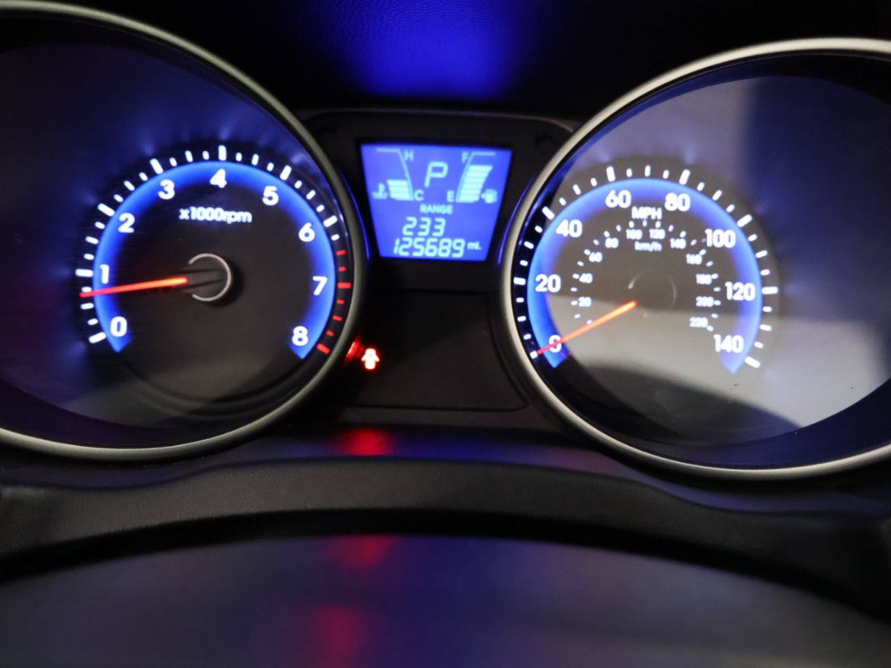 Used 2011 Hyundai Tucson GLS FWD image 14