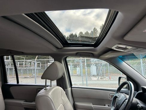 Used 2012 Honda Pilot EX-L image 18