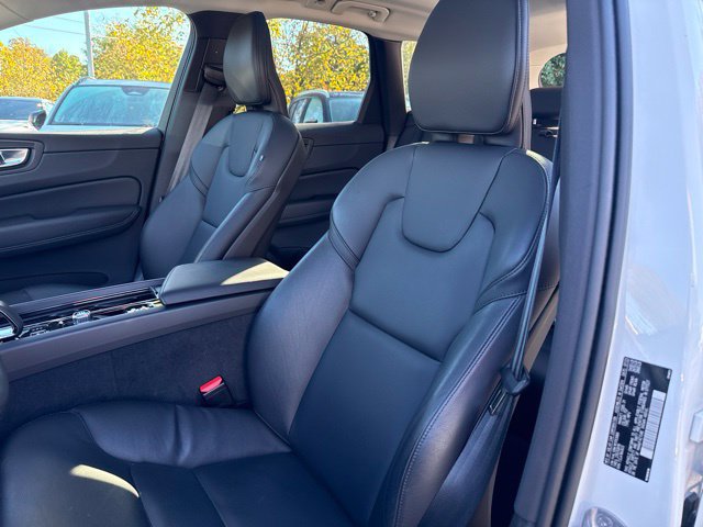 Used 2024 Volvo XC60 B5 Core w/ Protection Package Premier AWD/4WD image 13
