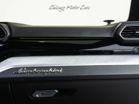 Used 2019 Lamborghini Urus image 38