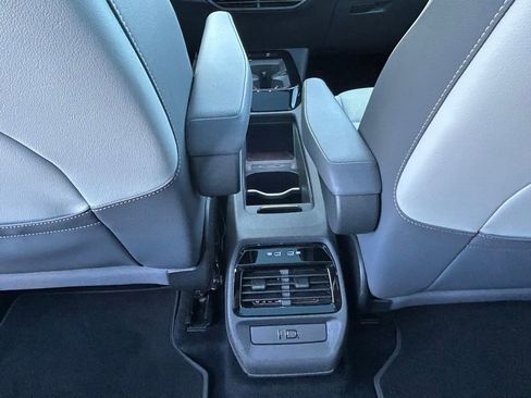 Used 2021 Volkswagen ID.4 Pro S image 52