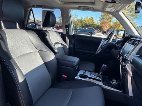 Used 2022 Toyota 4Runner SR5 Premium image 48