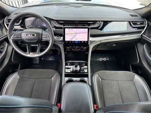 Used 2022 Jeep Grand Cherokee Trailhawk w/ Advanced Protech Group II image 4