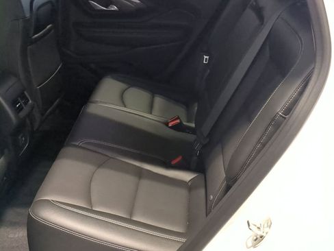 Used 2024 GMC Terrain SLT w/ Infotainment Package II FWD image 20