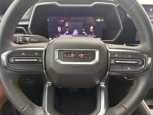 Used 2024 GMC Canyon AT4 w/ Technology Package image 20