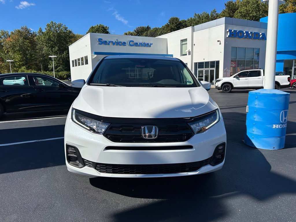 New 2026 Honda Odyssey Touring image 8