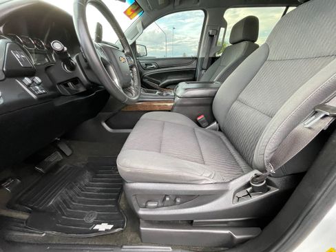 Used 2015 Chevrolet Suburban LS w/ Max Trailering Package RWD image 11