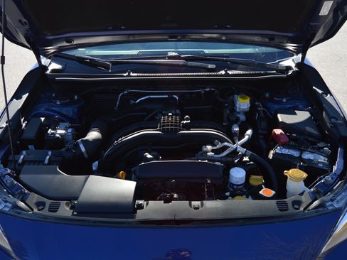 Used 2018 Subaru Impreza 2.0i Premium image 17