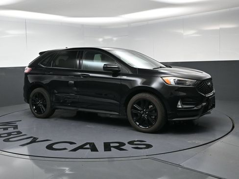 Used 2021 Ford Edge ST-Line AWD/4WD image 2