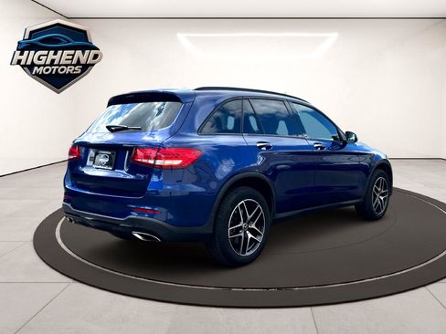 Used 2018 Mercedes-Benz GLC 300 4MATIC w/ AMG Line image 6