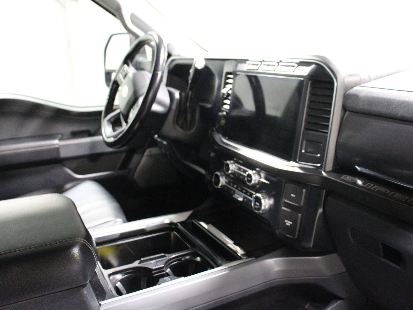 Used 2023 Ford F250 Lariat w/ Lariat Ultimate Package AWD/4WD image 6