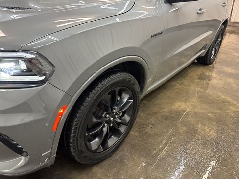 Used 2025 Dodge Durango R/T w/ Blacktop Package AWD/4WD image 14