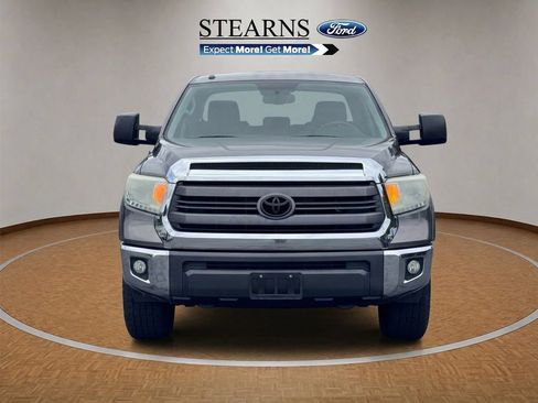 Used 2014 Toyota Tundra SR5 w/ SR5 Upgrade Package AWD/4WD image 4
