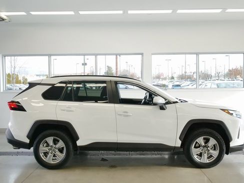 Used 2024 Toyota RAV4 XLE image 7