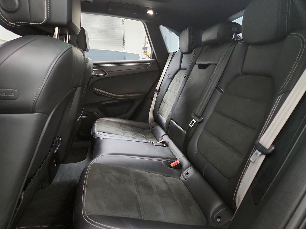 Used 2022 Porsche Macan GTS AWD/4WD image 24