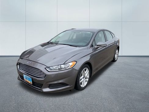Used 2014 Ford Fusion SE image 8