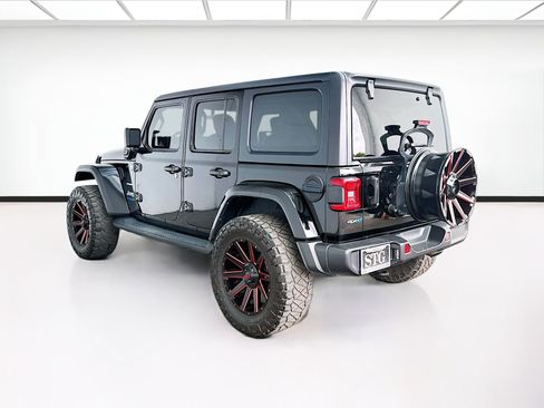Used 2021 Jeep Wrangler Unlimited Sahara w/ Cold Weather Group AWD/4WD image 6
