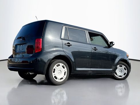 Used 2008 Scion xB image 2