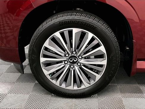 Used 2025 INFINITI QX80 Sensory w/ Exterior Package image 9