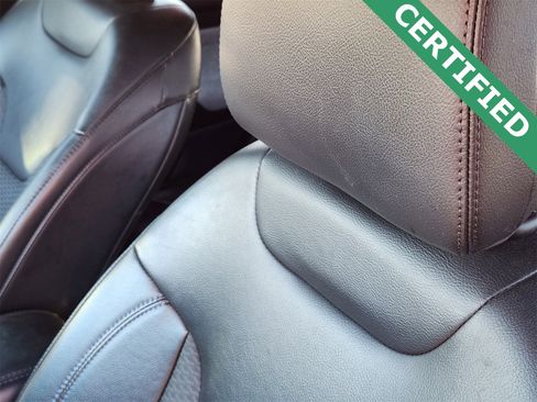 Used 2023 Jeep Compass Latitude image 16