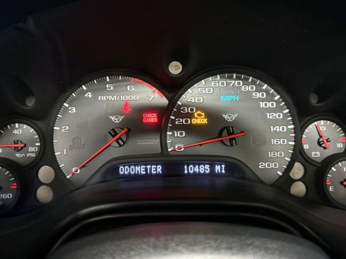 Used 2002 Chevrolet Corvette w/ Preferred Equipment Group2 image 73