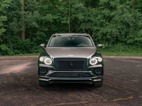 Used 2022 Bentley Bentayga AWD/4WD image 30