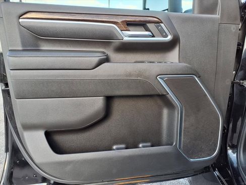 Used 2024 GMC Sierra 2500 SLE w/ SLE Value Package; image 24