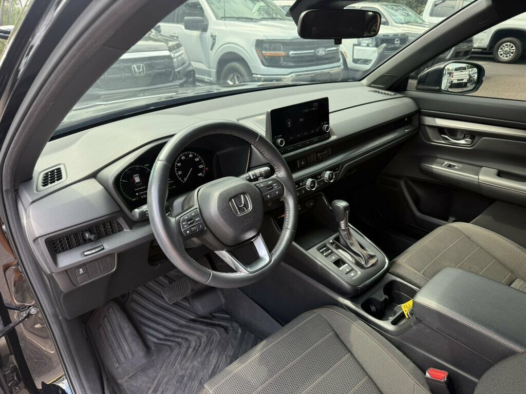 Used 2024 Honda CR-V Sport image 3