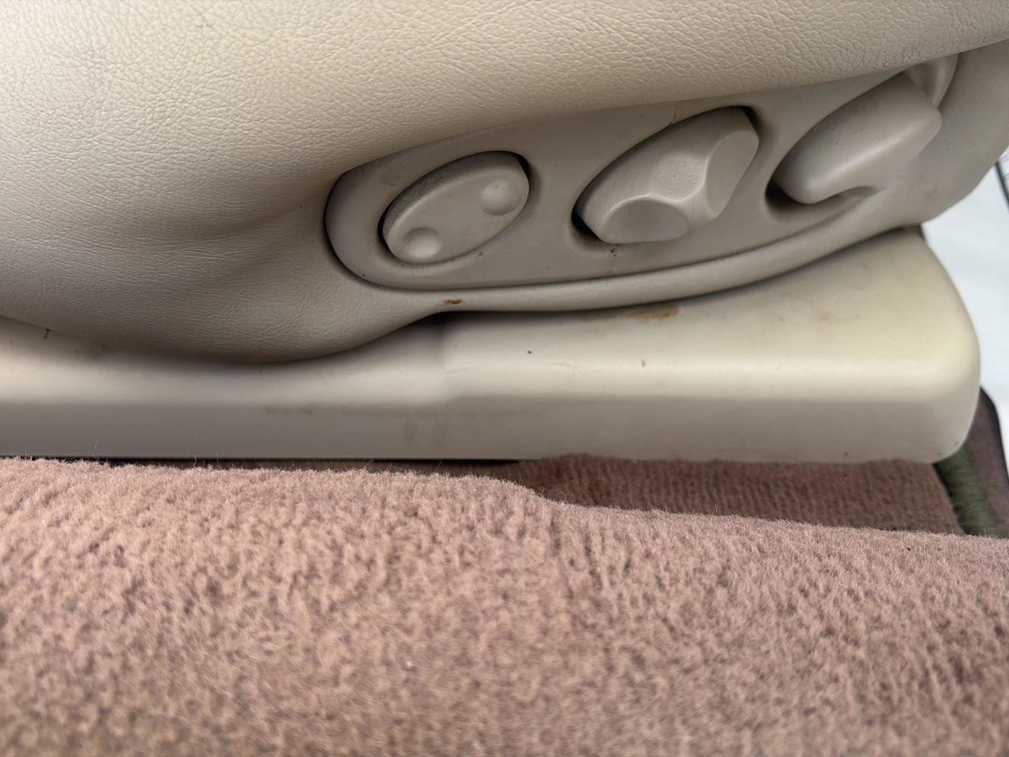 Used 2005 Jaguar XK8 Convertible RWD image 25