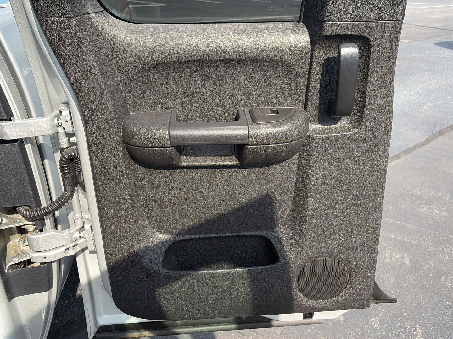 Used 2011 GMC Sierra 2500 SLE w/ Convenience Package AWD/4WD image 13