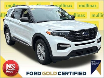 Certified 2023 Ford Explorer XLT w/ Equipment Group 202A