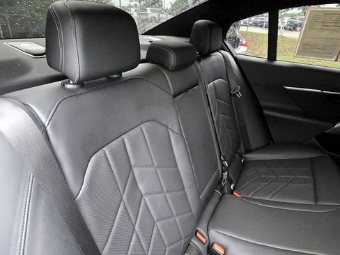 Used 2024 BMW 530i w/ M Sport Package RWD image 33
