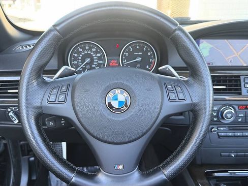 Used 2013 BMW 335i Convertible w/ M Sport Pkg RWD image 6