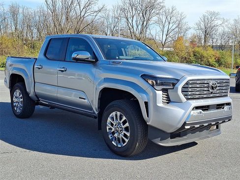 New 2025 Toyota Tacoma Limited image 3