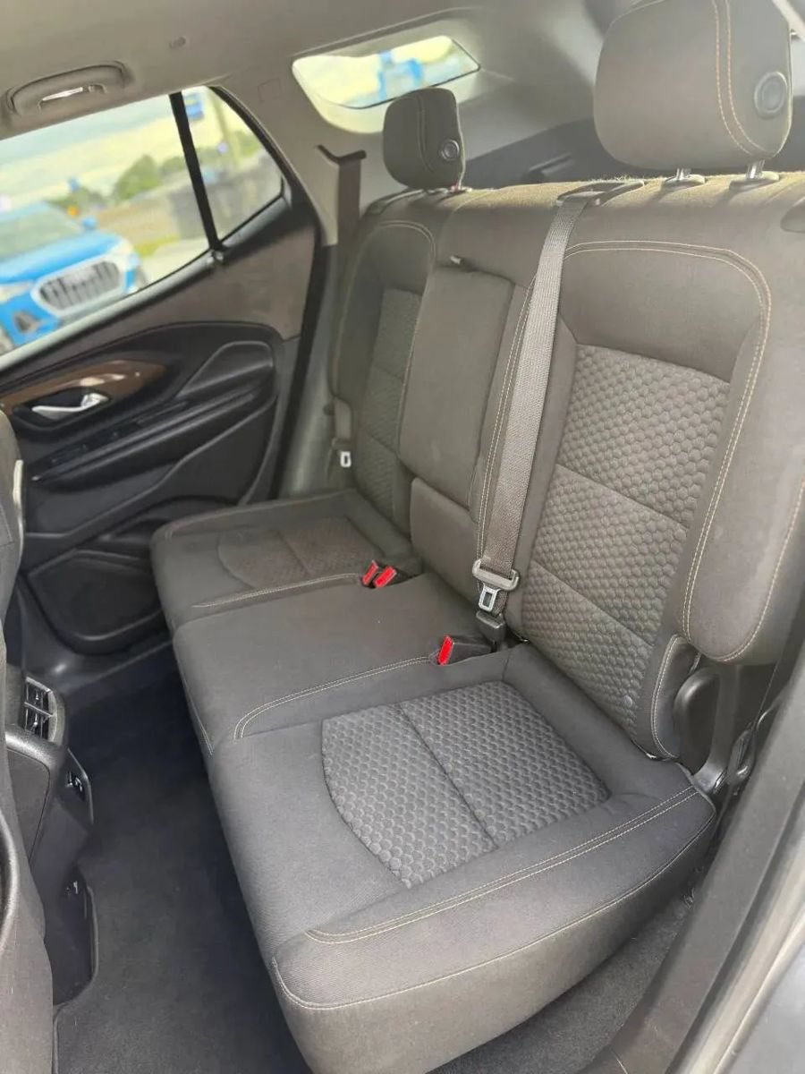 Used 2018 GMC Terrain SLE w/ Driver Convenience Package AWD/4WD image 17