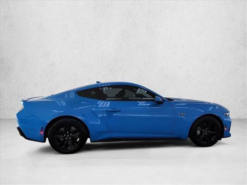 Used 2024 Ford Mustang GT RWD image 4