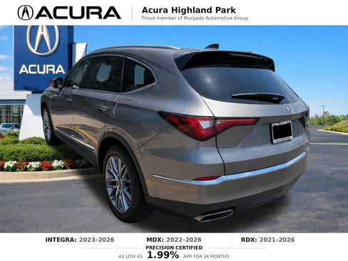 Used 2023 Acura MDX SH-AWD w/ Advance Package image 3
