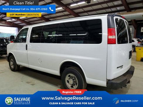 Used 2015 Chevrolet Express 2500 LS RWD image 3