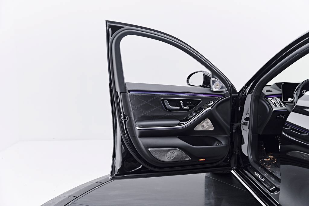 Used 2022 Mercedes-Benz Maybach S 580 4MATIC image 38
