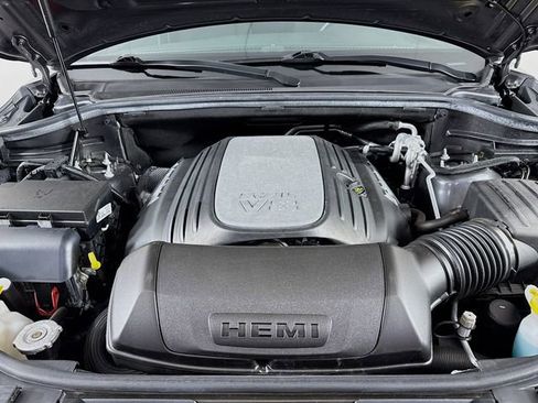 Used 2023 Dodge Durango R/T w/ Blacktop Package image 35