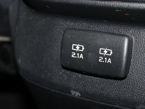 Used 2021 Subaru Outback Premium AWD/4WD image 28