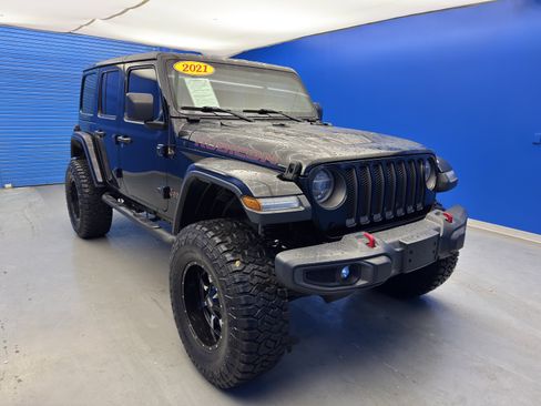 Used 2021 Jeep Wrangler Unlimited Rubicon image 2