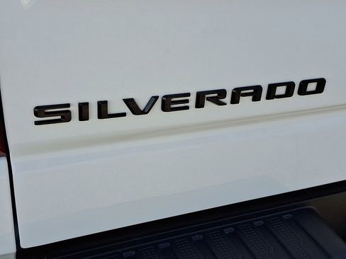 Used 2022 Chevrolet Silverado 1500 LT Trail Boss image 33
