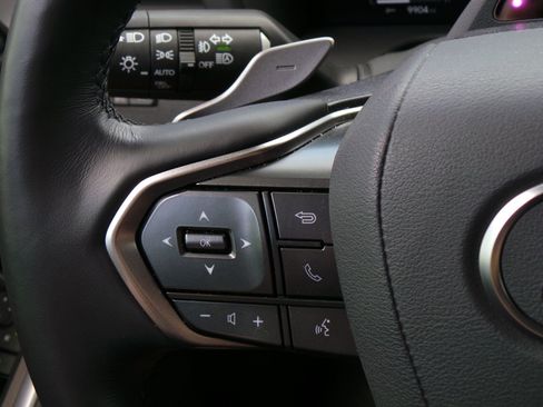 Used 2025 Lexus GX 550 w/ Cold Area Package AWD/4WD image 37