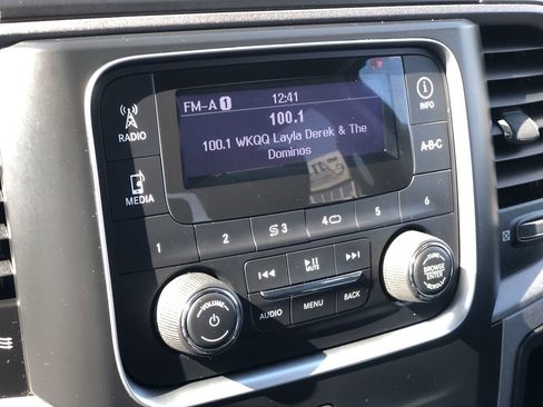 Used 2016 RAM 1500 Express image 19