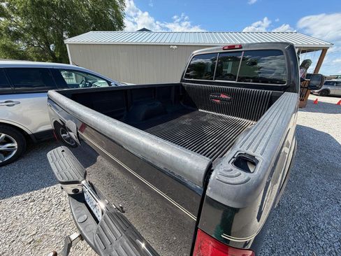 Used 2005 Ford F250 Lariat AWD/4WD image 9