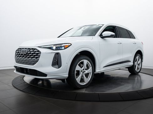 New 2025 Audi Q5 Premium Plus image 6