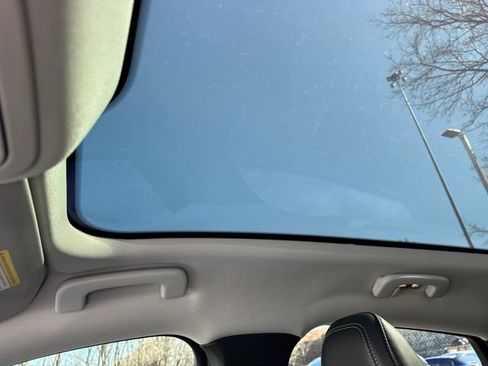 Used 2023 Ford Mustang Mach-E Premium image 15